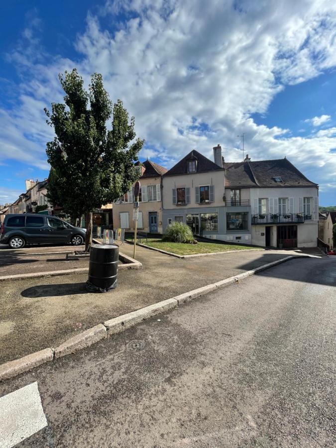 Appartement Moderne Centre Ville, 5 Personnes, 65 M2 Semur-en-Auxois Extérieur photo
