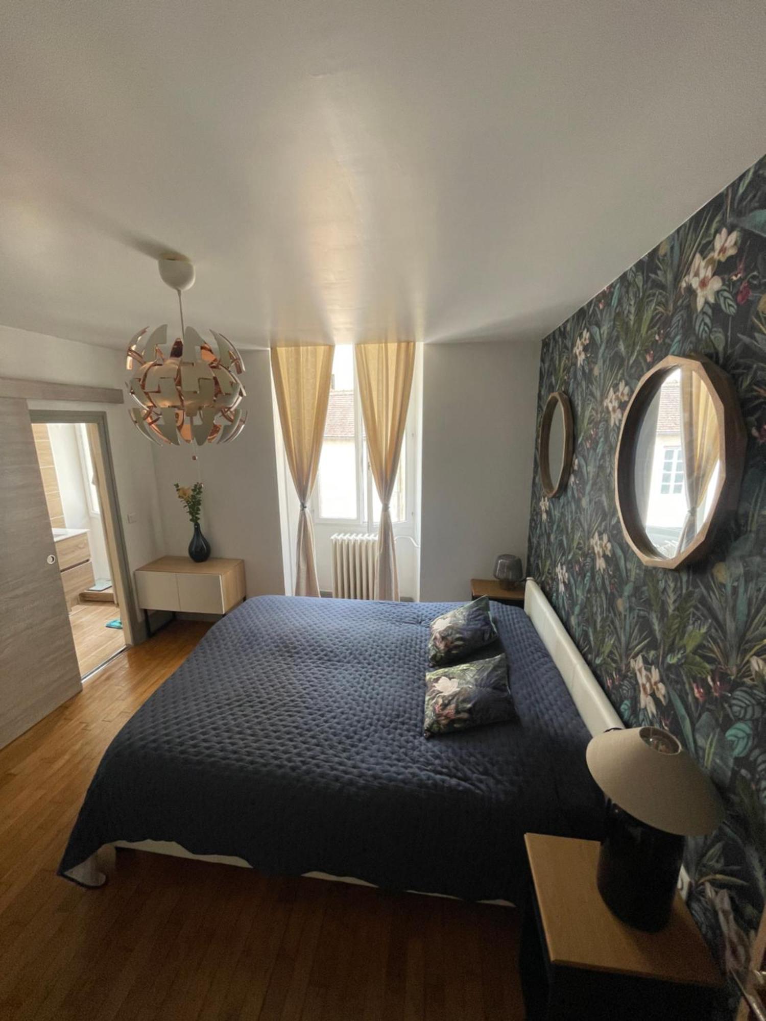Appartement Moderne Centre Ville, 5 Personnes, 65 M2 Semur-en-Auxois Extérieur photo