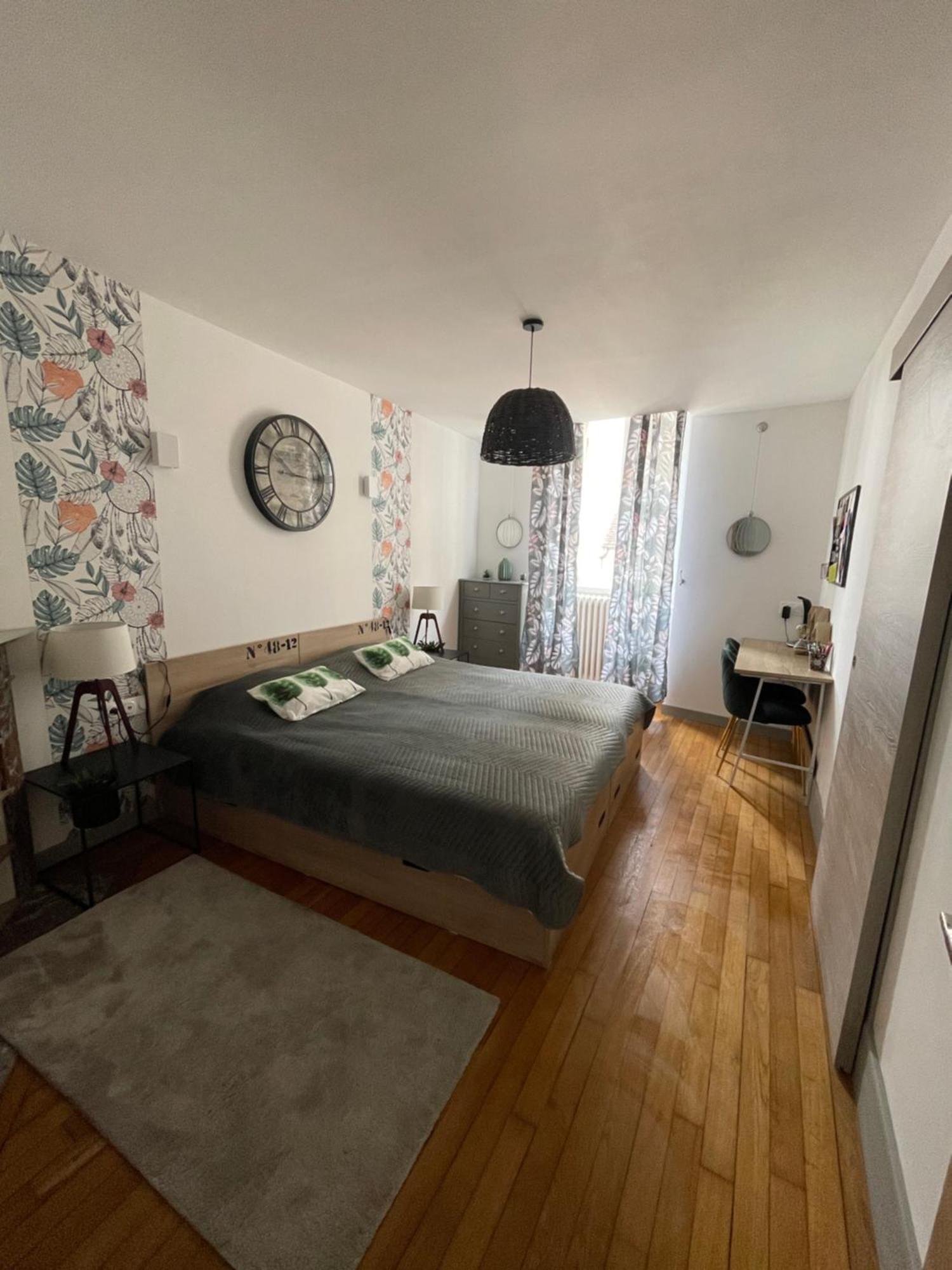 Appartement Moderne Centre Ville, 5 Personnes, 65 M2 Semur-en-Auxois Extérieur photo