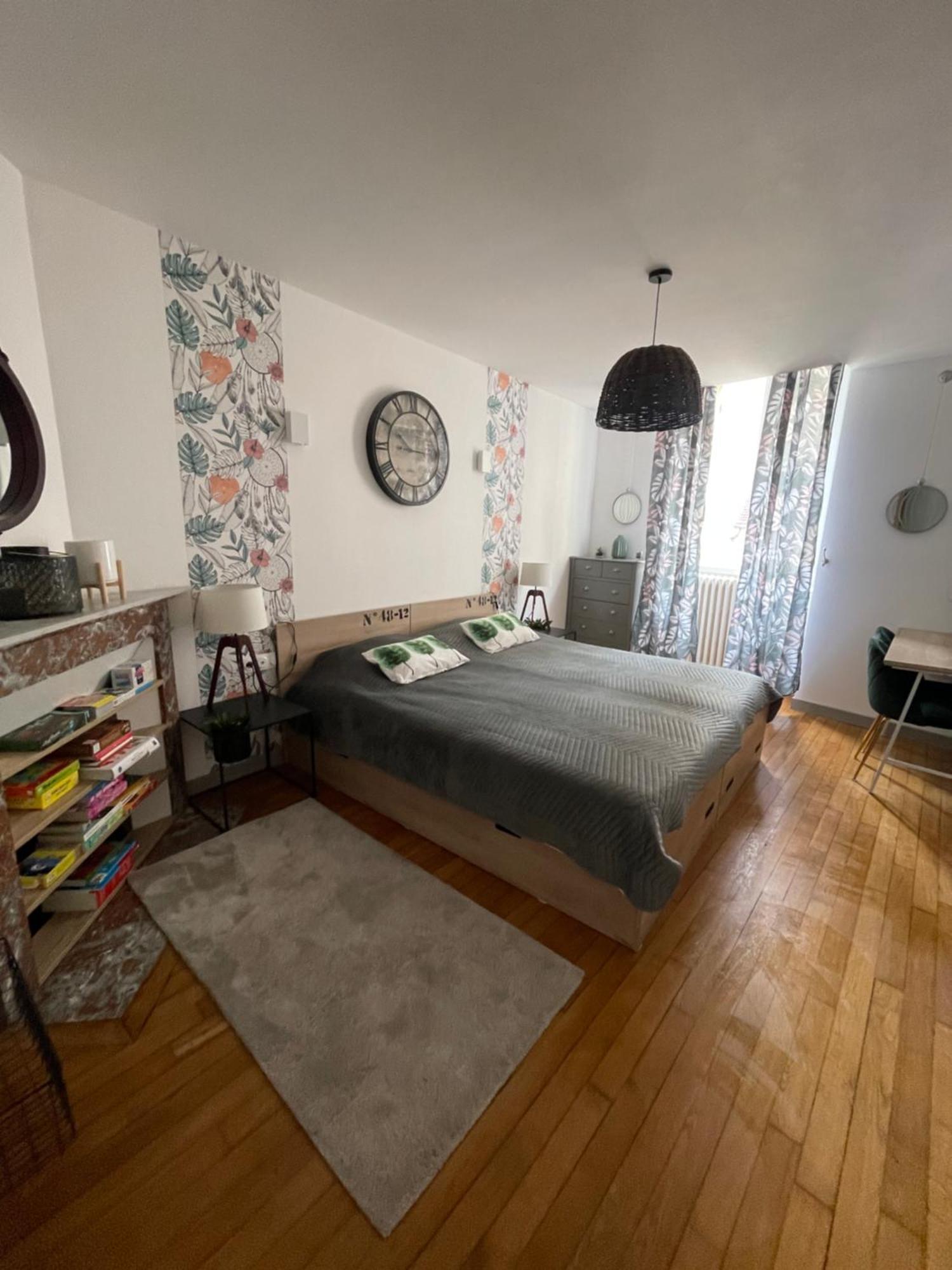 Appartement Moderne Centre Ville, 5 Personnes, 65 M2 Semur-en-Auxois Extérieur photo