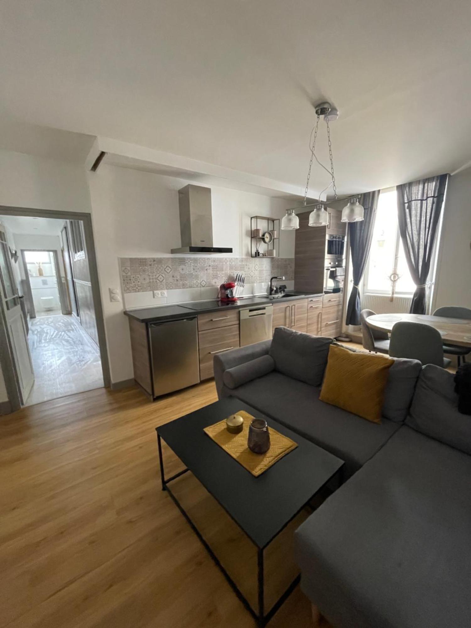 Appartement Moderne Centre Ville, 5 Personnes, 65 M2 Semur-en-Auxois Extérieur photo